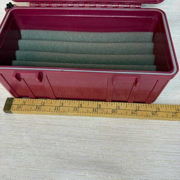 Cigar Large Travel Humidor - Red - Picture 8 of 9